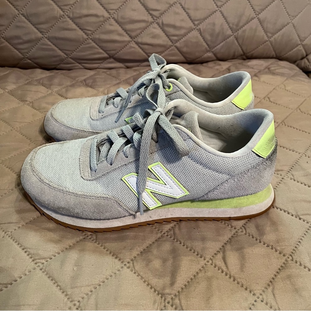 New Balance Athletic Shoes sz 7.5 women